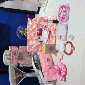 Hello Kitty Pouch #3